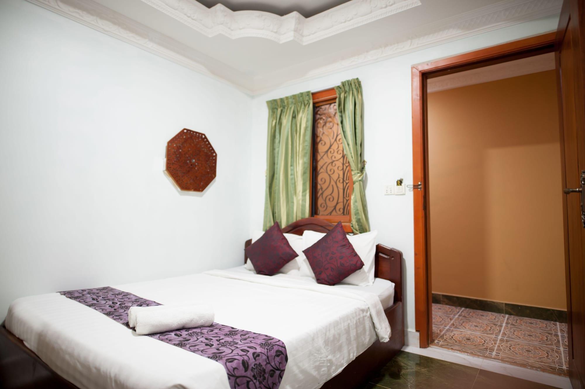 Rs II Guesthouse Phnom Penh Exterior photo